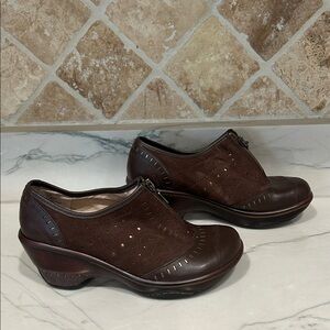 Jambu Chocolate Brown Women's Mules